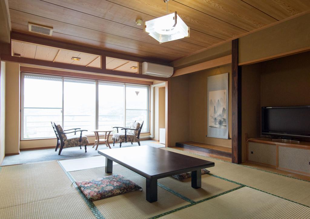Izuito Onsen Daitokan Bilik gambar